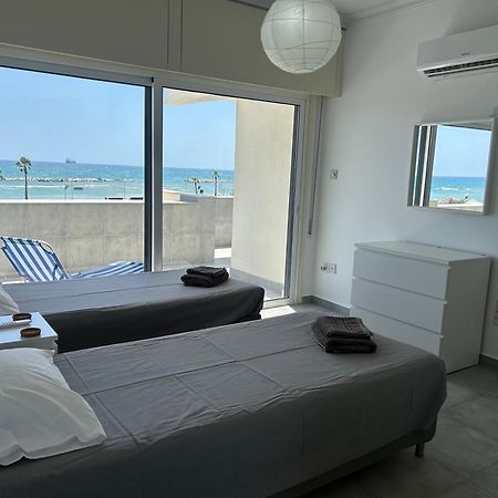 Julie'S Beach House 沃罗里尼 外观 照片
