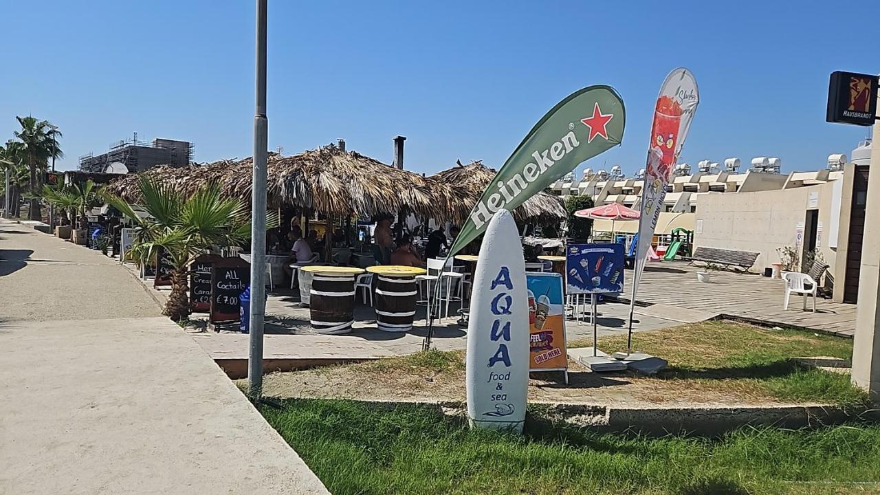 Julie'S Beach House 沃罗里尼 外观 照片