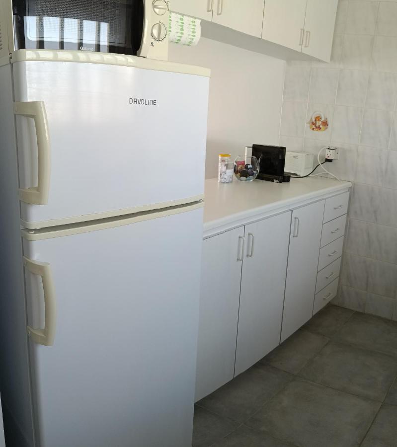 Julie'S Beach House 沃罗里尼 外观 照片