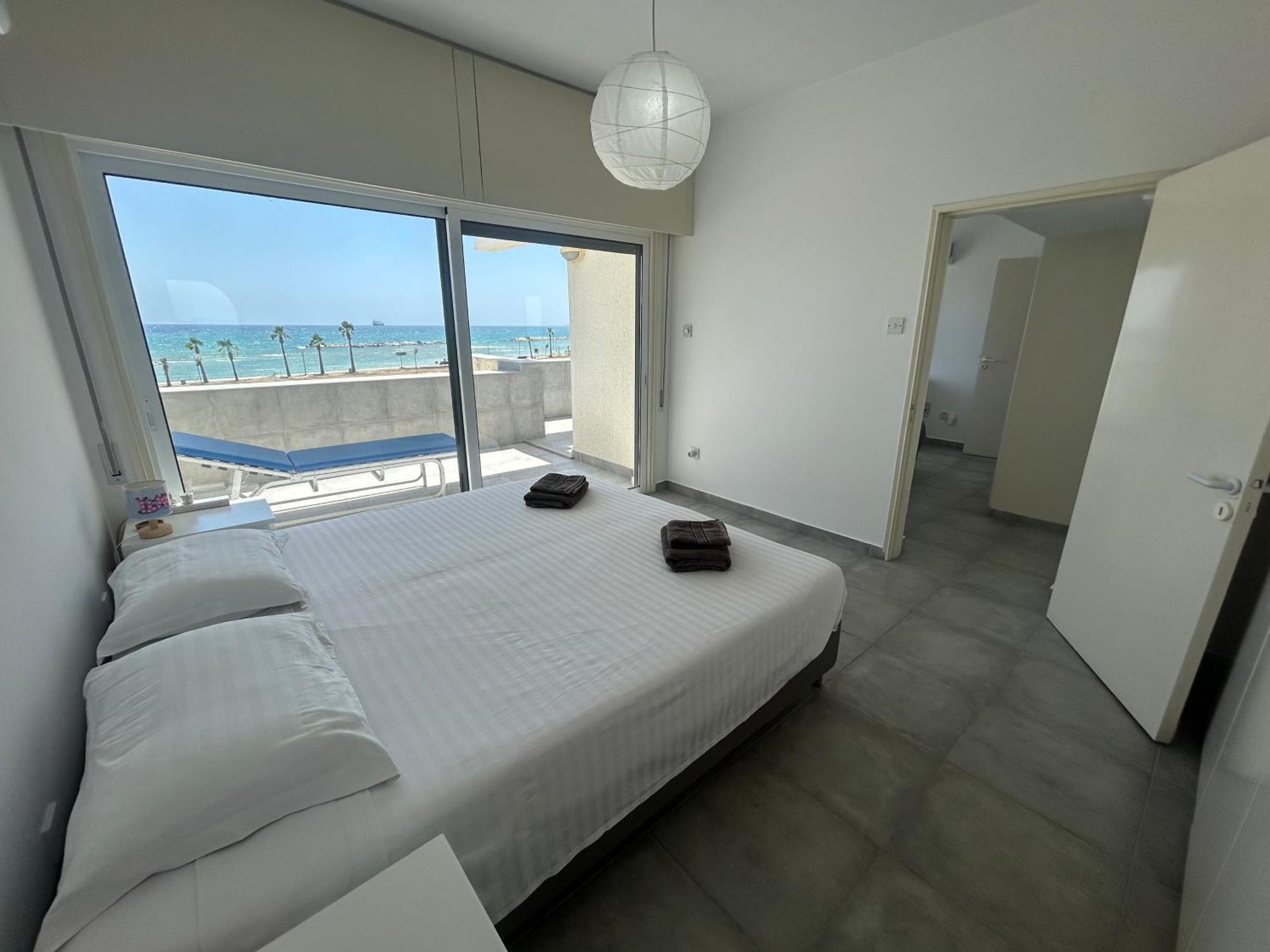 Julie'S Beach House 沃罗里尼 外观 照片